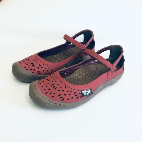 Muk Luks Shoes - Muk luck sport women’s shoes